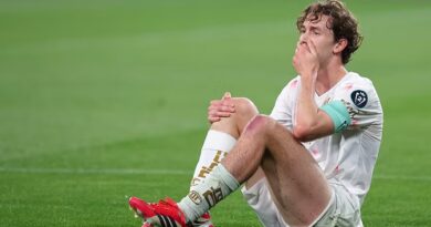 Mexican Marcel Ruiz will miss the 2026 World Cup due to a torn cruciate ligament.